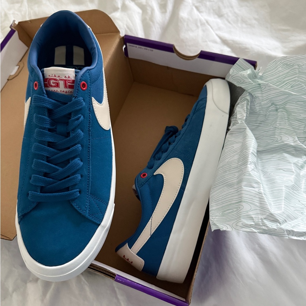 NWT- Nike SB Zoom Blazer Low Pro GT Blue Men’s 10.5